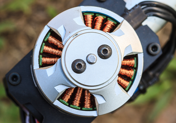 工作機用モーターの組立・配線